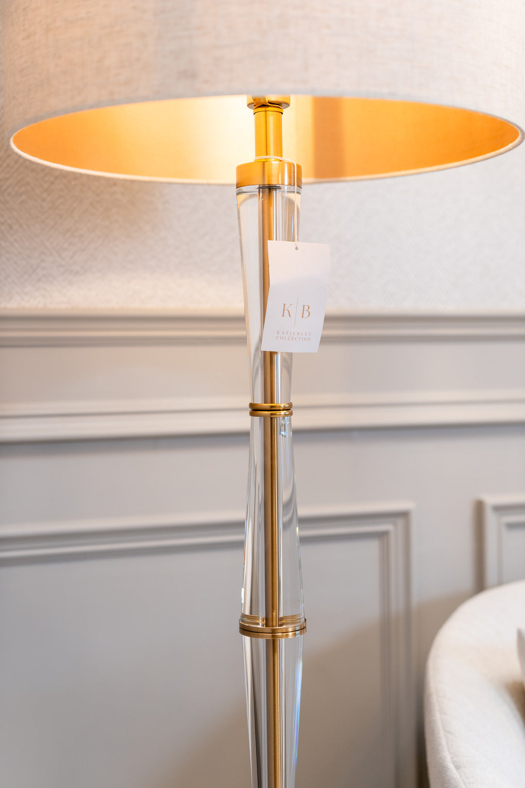 LIA FLOOR LAMP